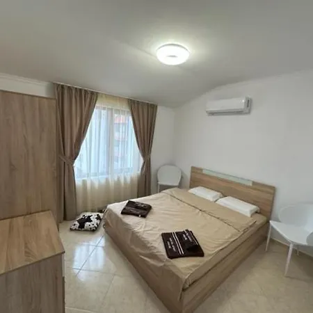 Panteli House Apartmán